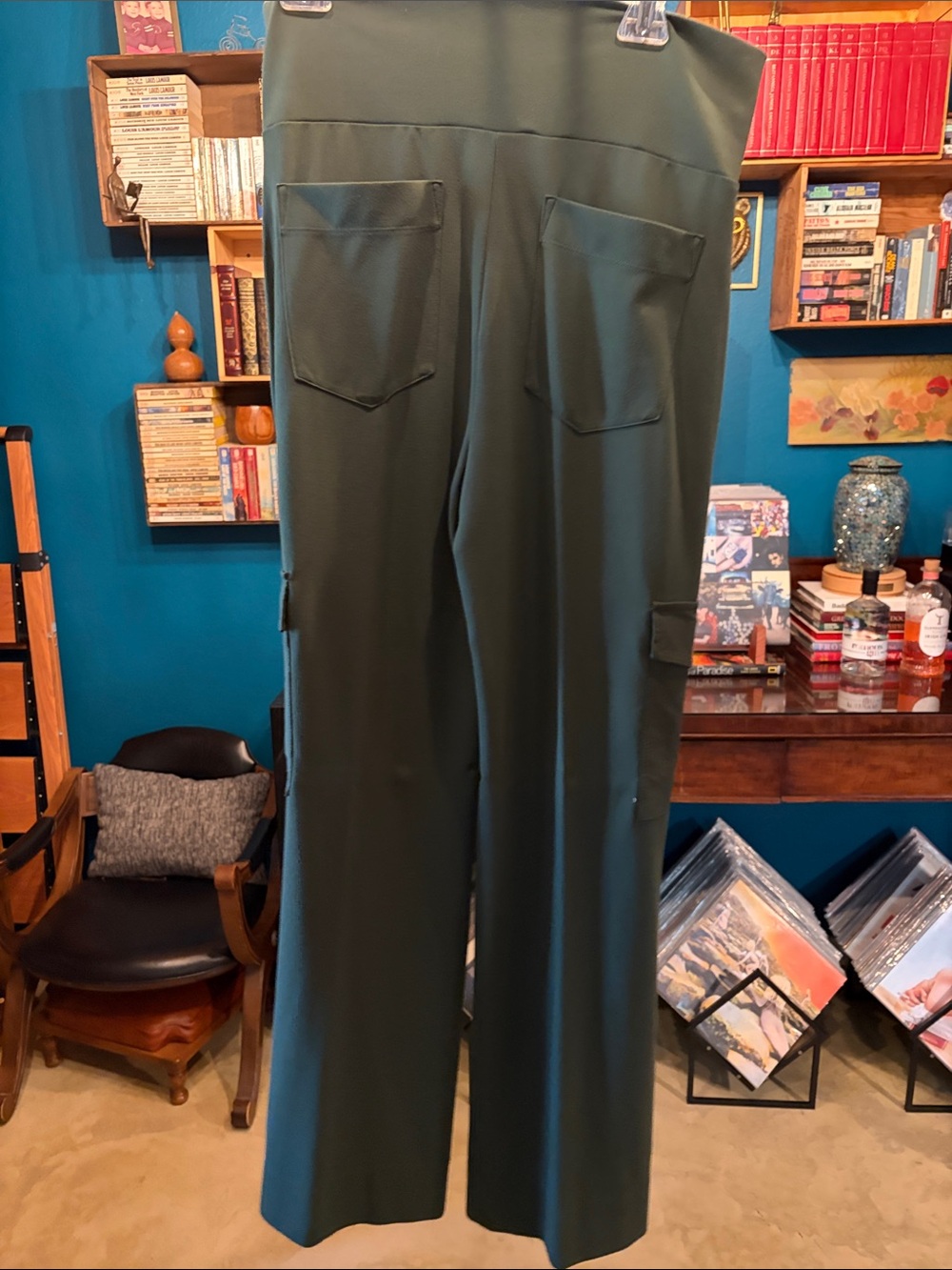 CAbi Wide-Leg Cargo Pants — Forest Green - Picture 3 of 4